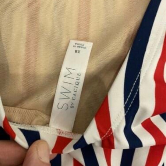 Lane Bryant/cacique, size 28, one piece bathing suit, excellent condition. - Picture 4 of 5